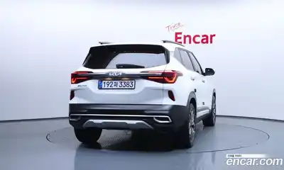 Kia Seltos 2023 1.6 Автомат в Москве № 51315, миниатюра 10