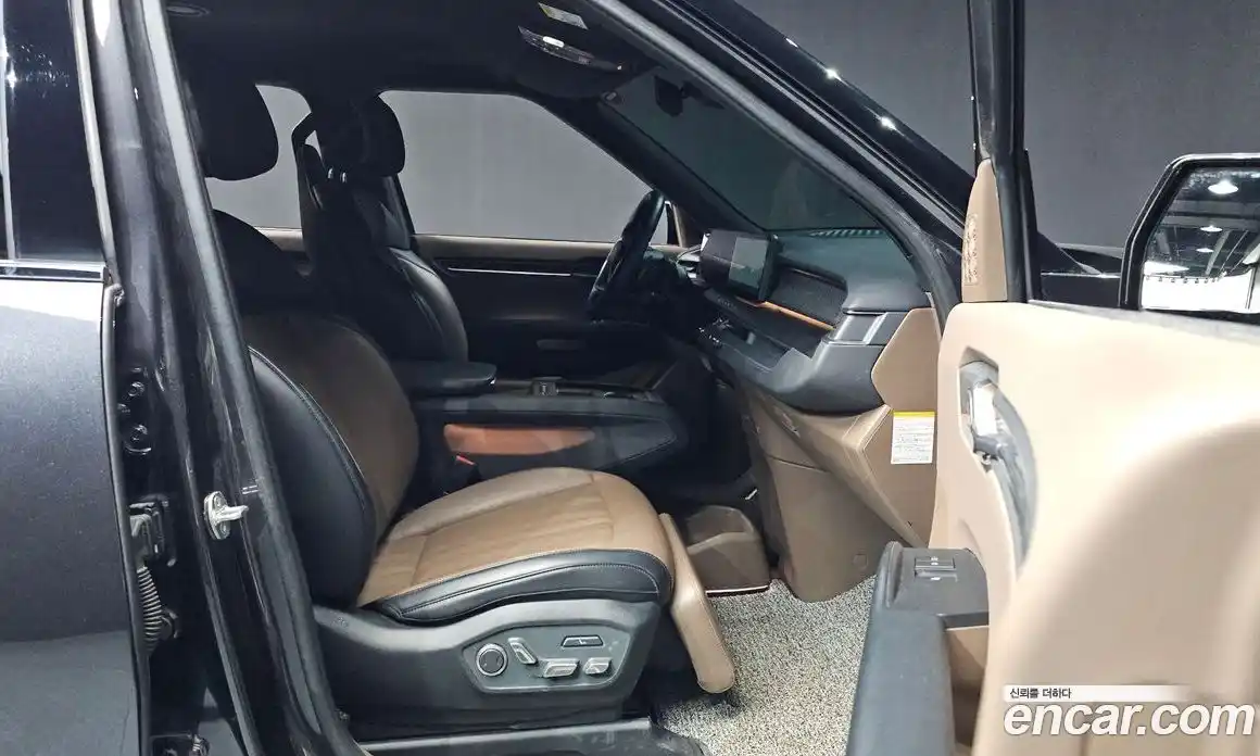 Kia EV9 2024 0.2 Автомат в Москве № 52416, фото 16