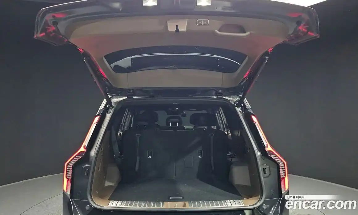 Kia EV9 2024 0.2 Автомат в Москве № 52416, фото 5