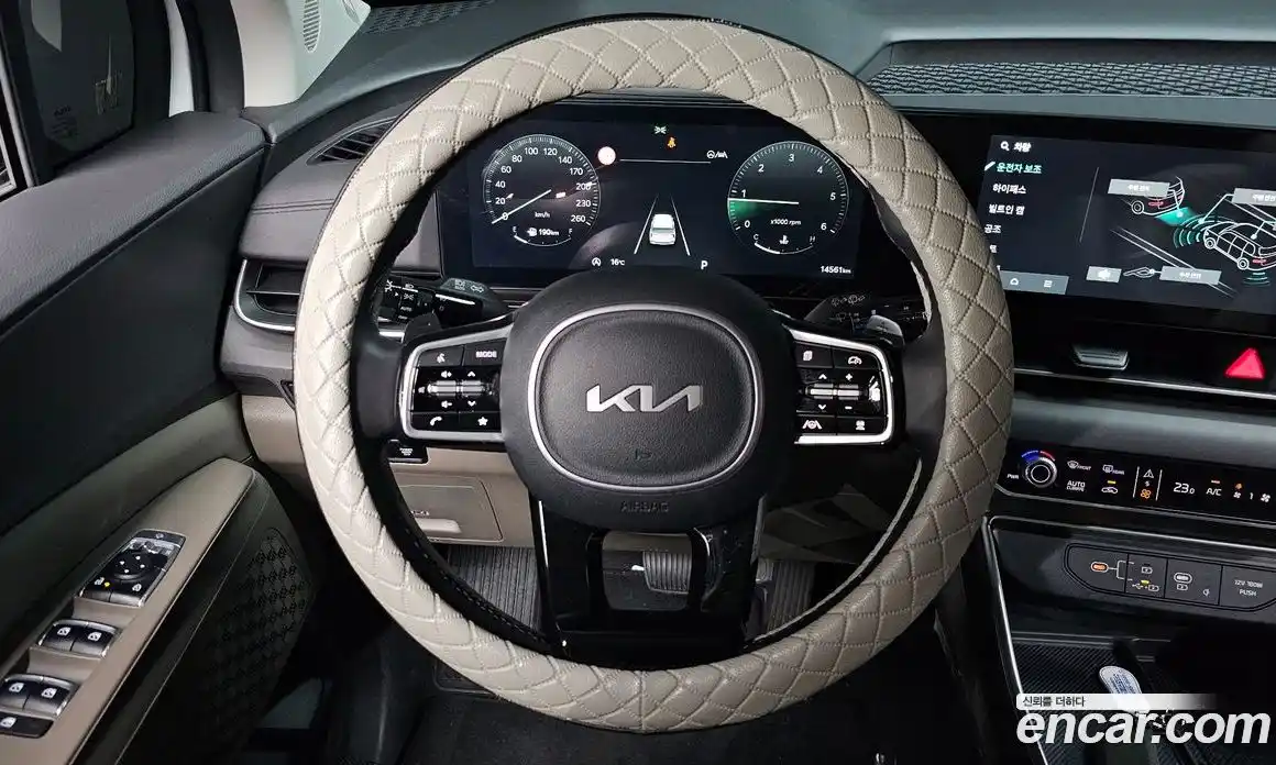 Kia Canival 2024 2.2 Автомат в Москве № 54152, фото 18