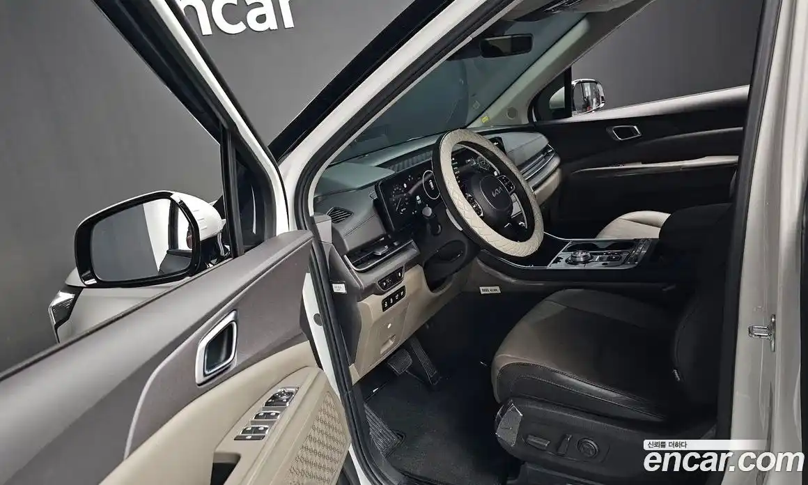 Kia Canival 2024 2.2 Автомат в Москве № 54152, фото 4