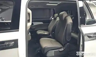 Kia Canival 2024 2.2 Автомат в Москве № 54152, миниатюра 6