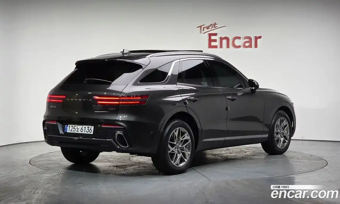 Genesis GV70 2024 2.5 Автомат в Москве № 57440, фото 12