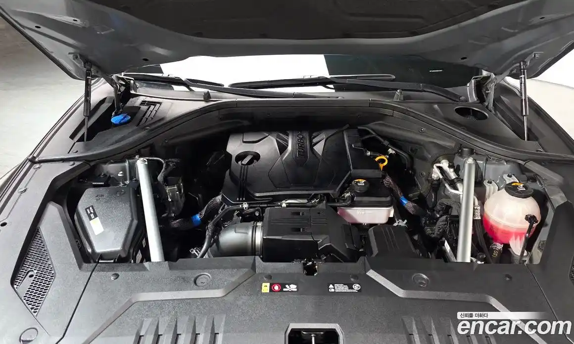 Genesis GV70 2024 2.5 Автомат в Москве № 57440, фото 15