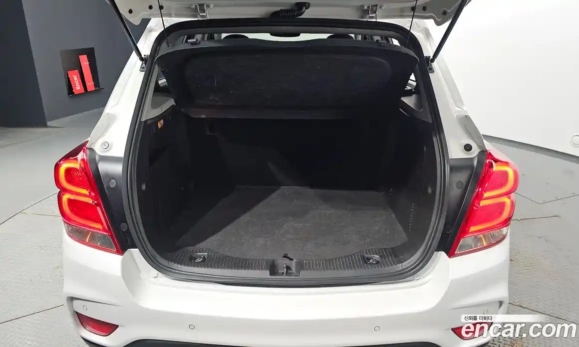 Chevrolet Trax 2017 1.6 Автомат в Москве № 63108, фото 13