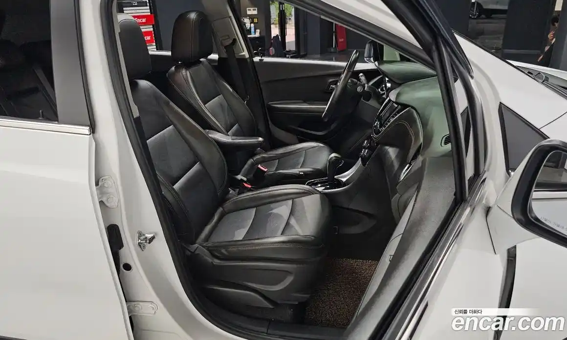 Chevrolet Trax 2017 1.6 Автомат в Москве № 63108, фото 15