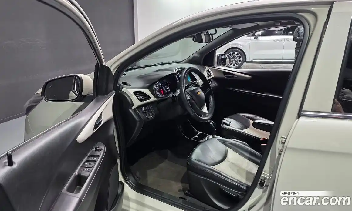 Chevrolet Spark 2016 1.0 Автомат в Москве № 78067, фото 20