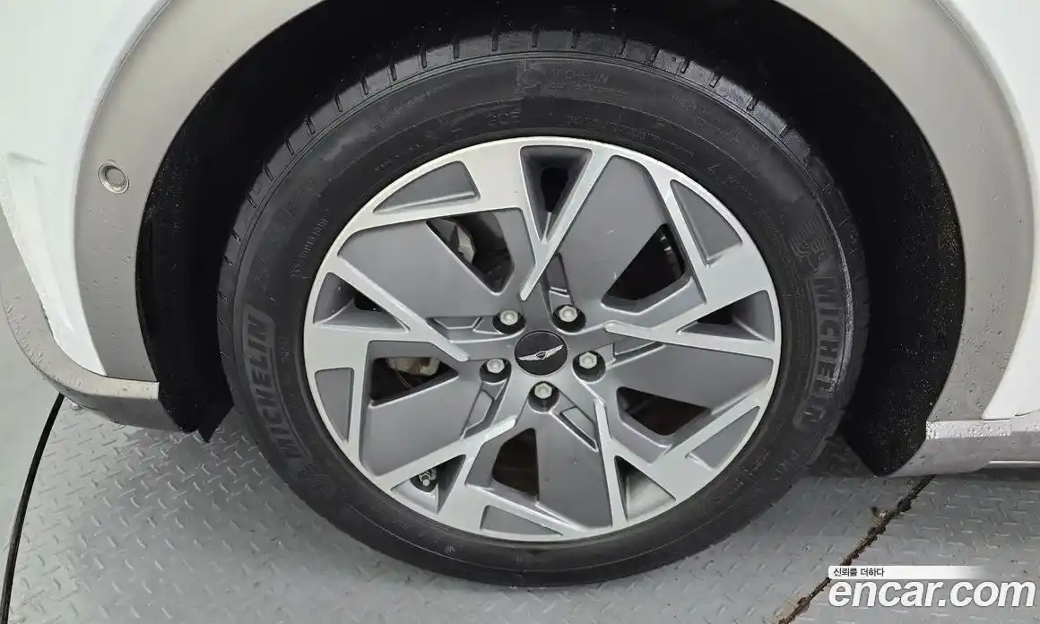 Genesis GV60 2022 0.1 Автомат в Москве № 85237, фото 9