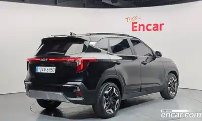 Kia Seltos 2024 2.0 Автомат в Москве № 95485, миниатюра 2