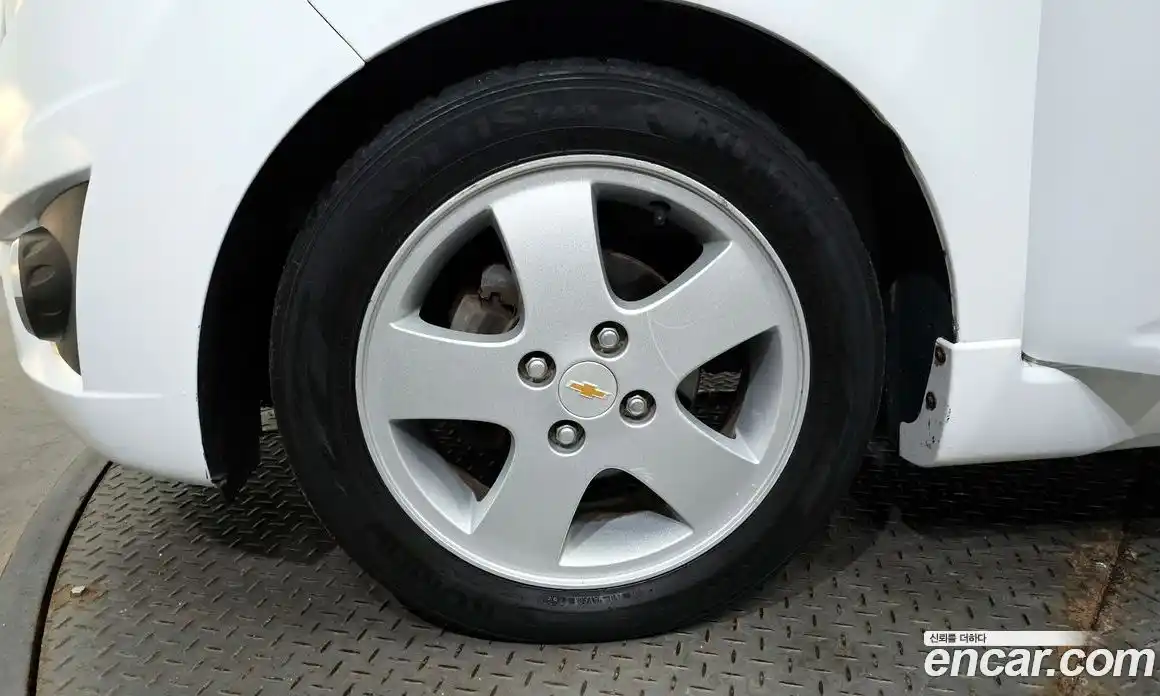 Chevrolet Spark 2012 1.0 Автомат в Москве № 96886, фото 18