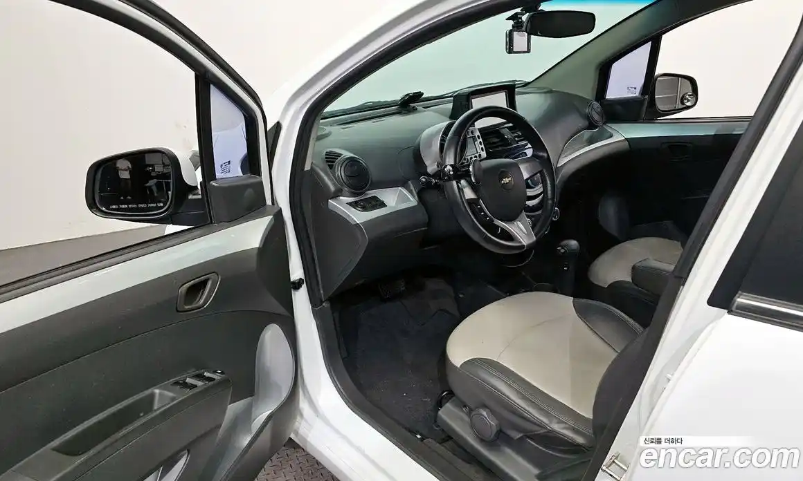 Chevrolet Spark 2012 1.0 Автомат в Москве № 96886, фото 8