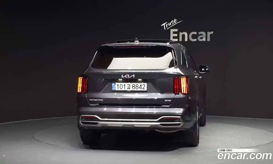 Kia Sorento 2023 1.6 Автомат в Москве № 9778, фото 8