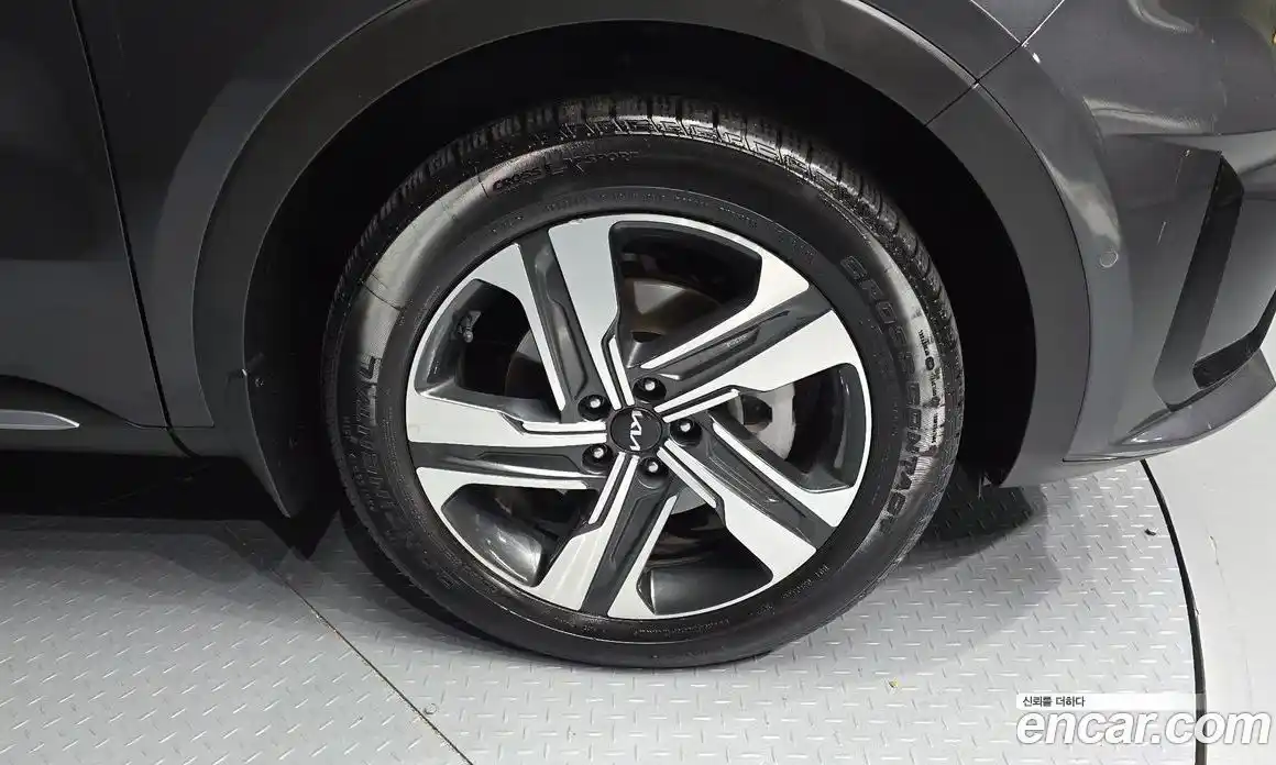 Kia Sorento 2023 1.6 Автомат в Москве № 9778, фото 9