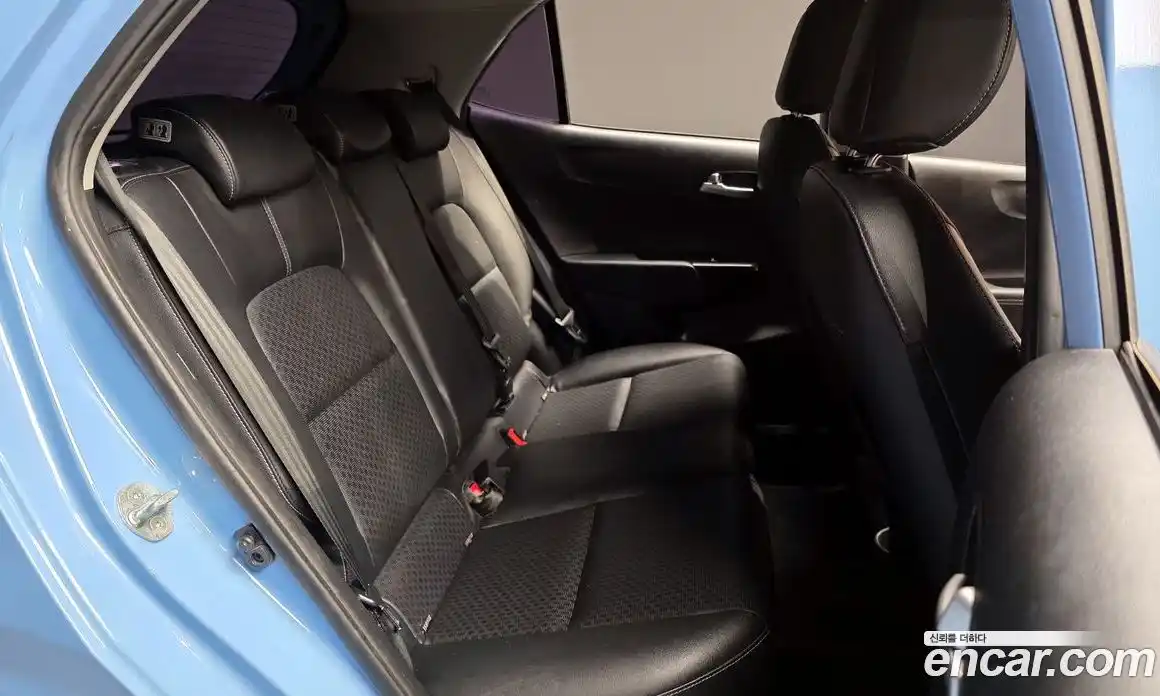 Kia Morning 2018 1.0 Автомат в Москве № 101317, фото 18