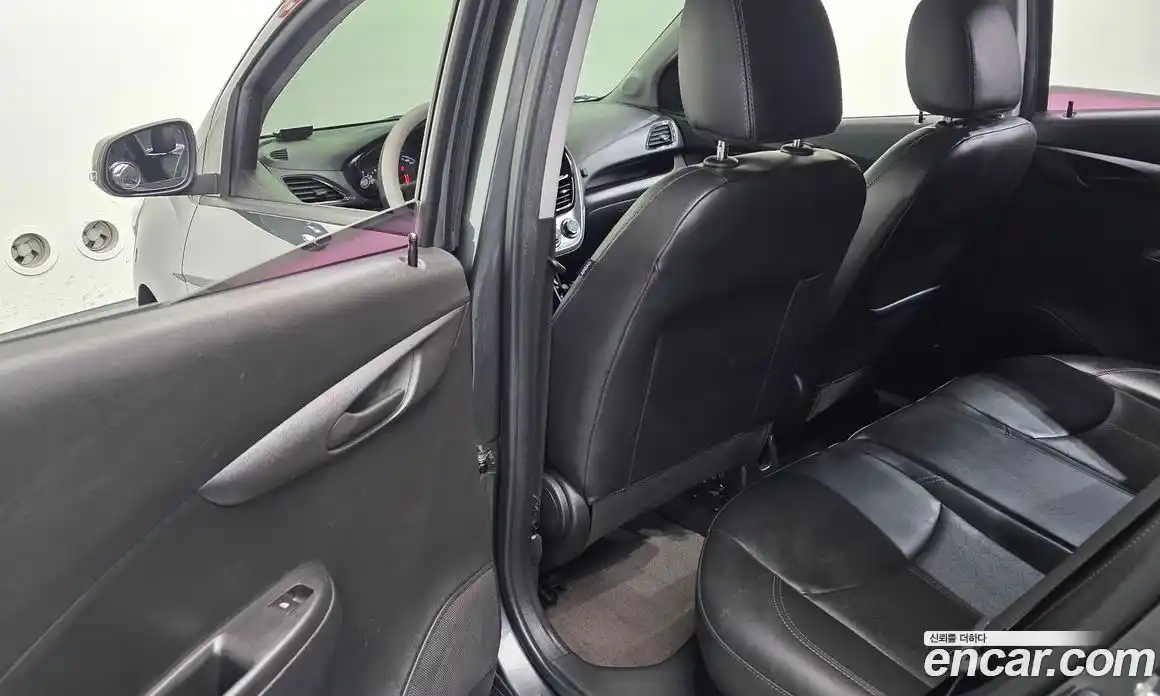 Chevrolet Spark 2017 1.0 Автомат в Москве № 104001, фото 13