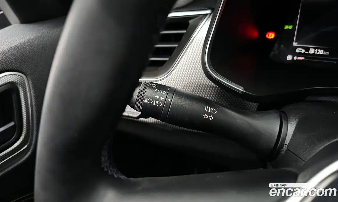 Renault XM3 2024 1.6 Автомат в Москве № 107061, фото 1