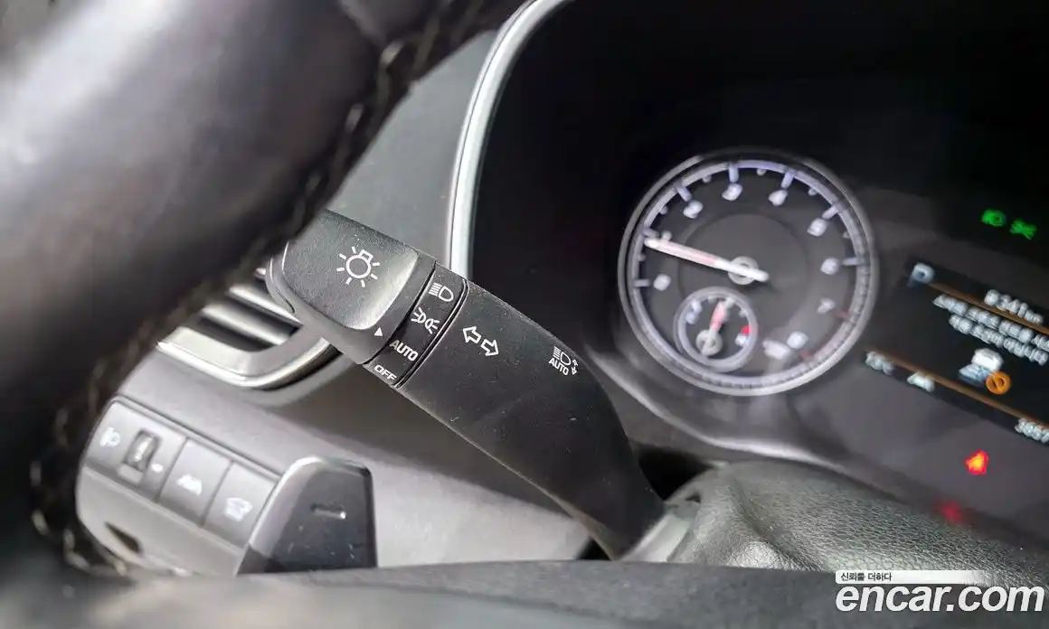 Hyundai Santa Fe 2021 2.5 Автомат в Москве № 112338, фото 17