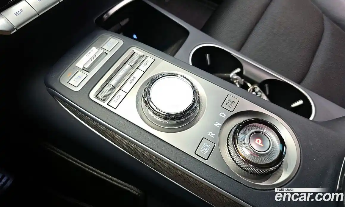 Genesis GV70 2022 2.5 Автомат в Москве № 117304, фото 17