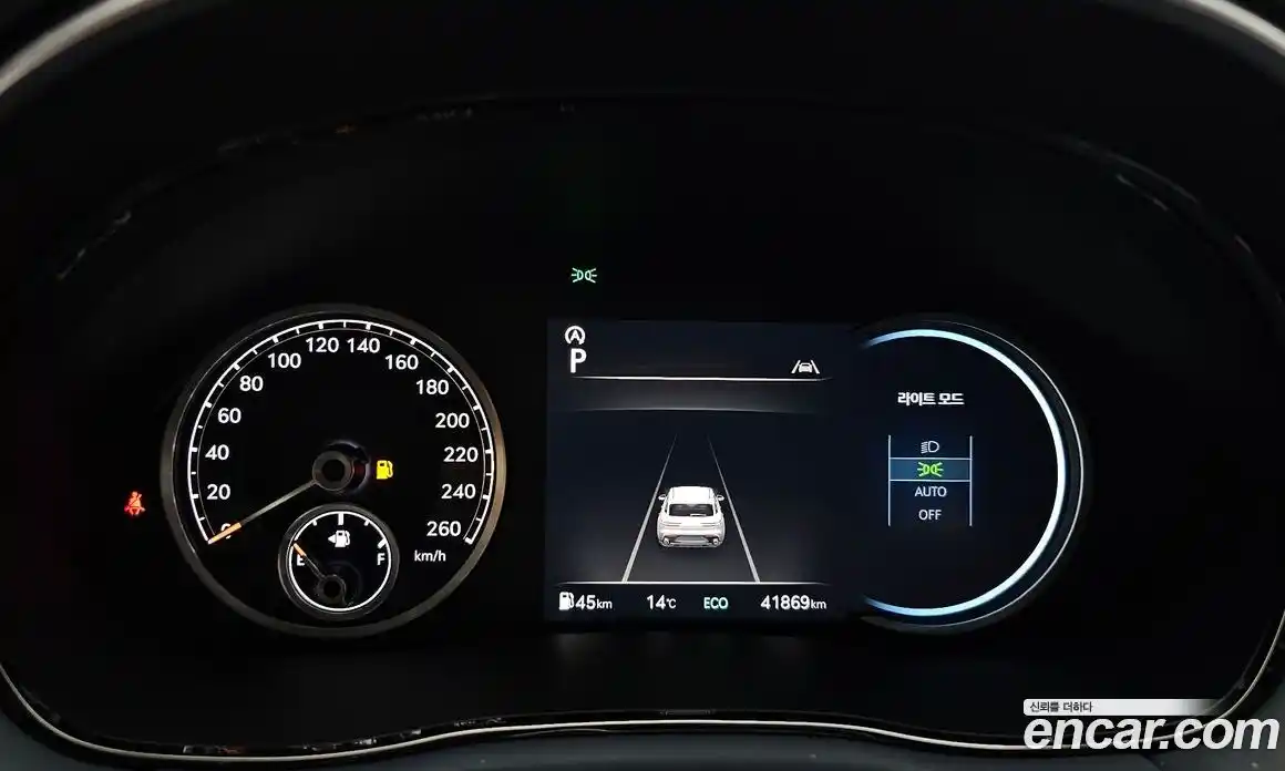 Genesis GV70 2022 2.5 Автомат в Москве № 117304, фото 5