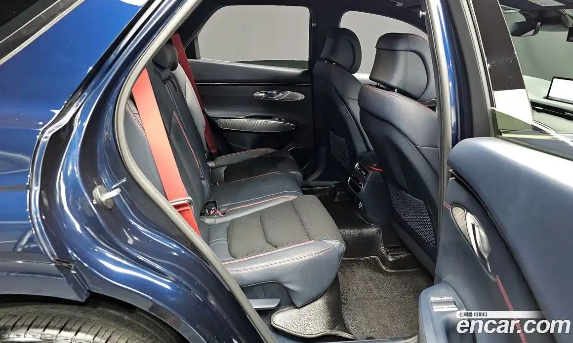 Genesis GV70 2022 2.5 Автомат в Москве № 117304, фото 9