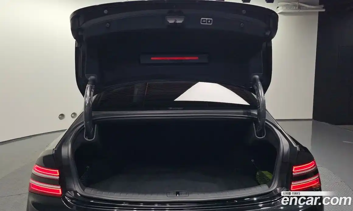 Genesis G80 2024 2.5 Автомат в Москве № 122477, фото 15