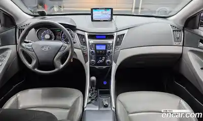 Hyundai Sonata, 2011