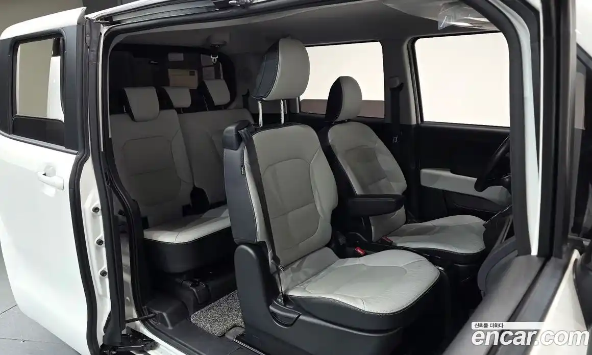 Kia Ray 2023 1.0 Автомат в Москве № 124195, фото 12