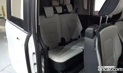 Kia Ray 2023 1.0 Автомат в Москве № 124195, миниатюра 7