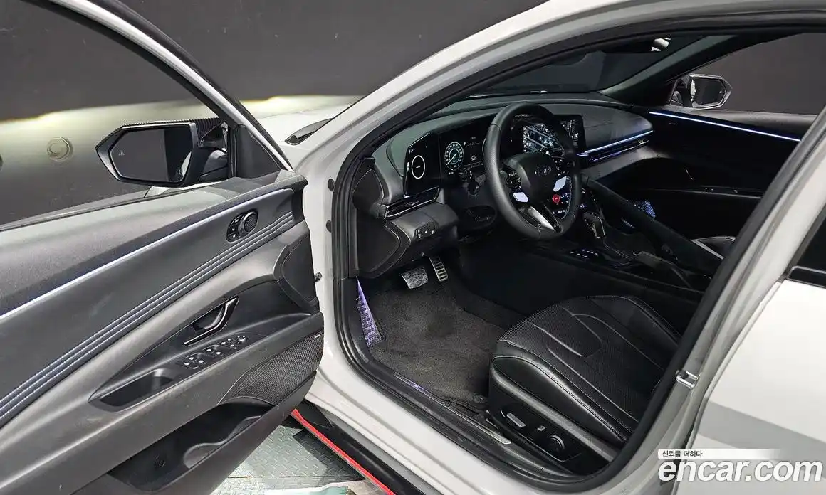 Hyundai Avante 2022 2.0 Автомат в Москве № 12939, фото 16