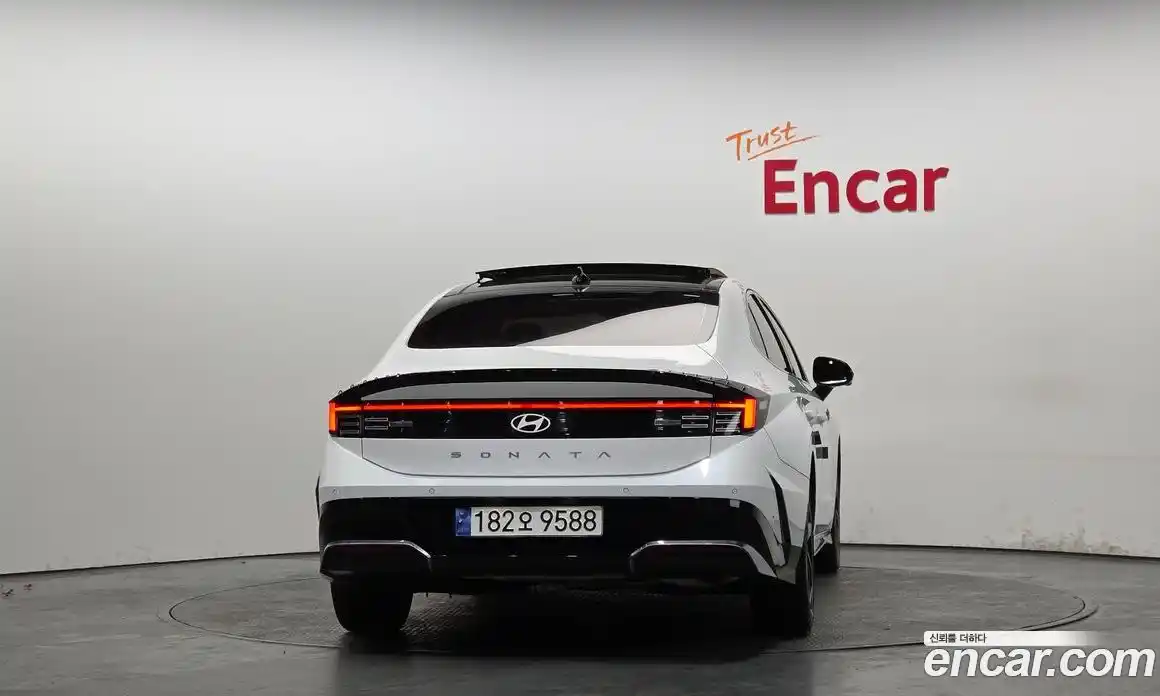 Hyundai Sonata 2024 2.0 Автомат в Москве № 131096, фото 8