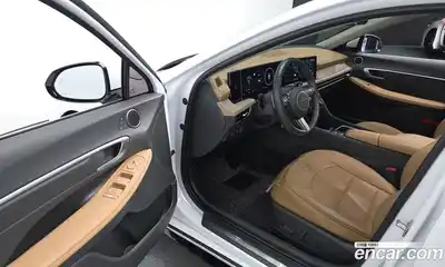 Hyundai Sonata 2024 2.0 Автомат в Москве № 131096, миниатюра 9