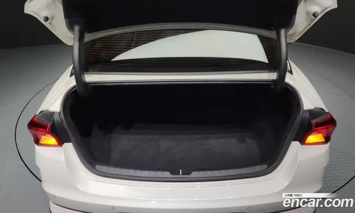 Kia K5 2020 2.0 Автомат в Москве № 131851, фото 10