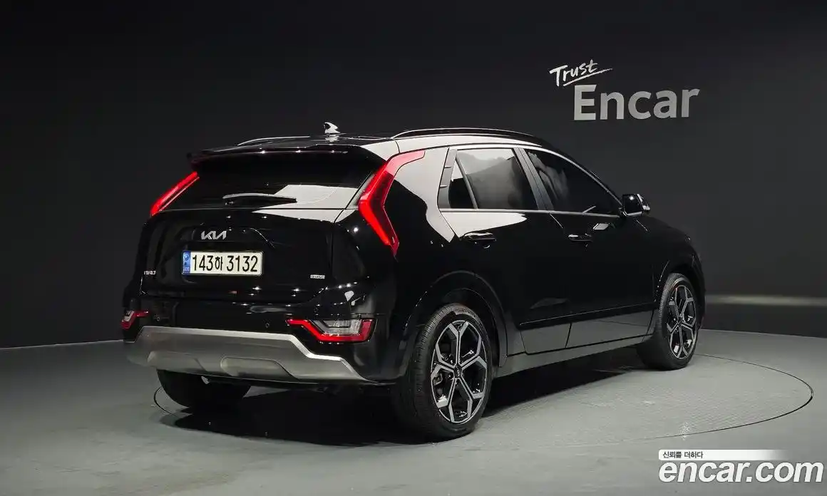 Kia Niro 2023 1.6 Автомат в Москве № 132323, фото 17