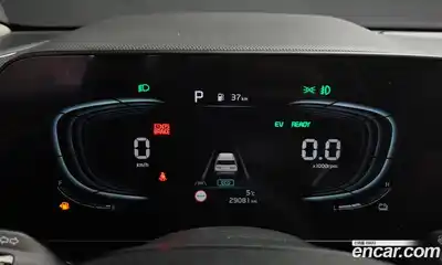 Kia Niro 2023 1.6 Автомат в Москве № 132323, миниатюра 5