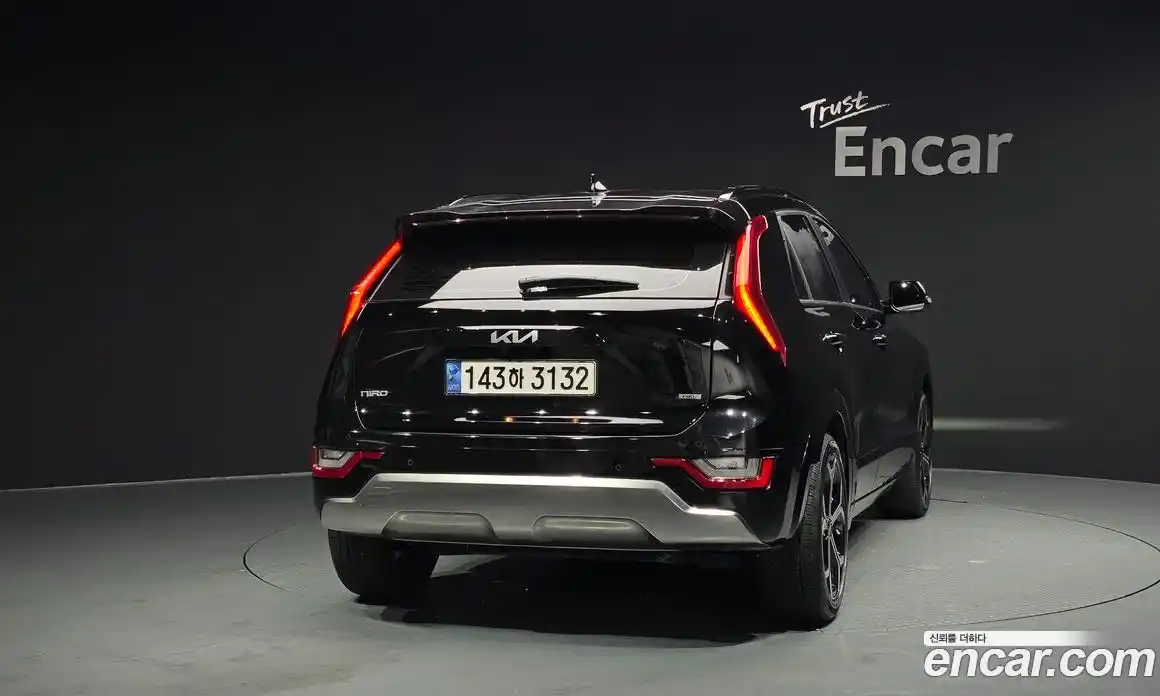 Kia Niro 2023 1.6 Автомат в Москве № 132323, фото 7