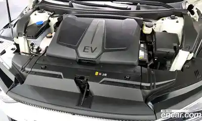 Kia EV6 2022 0.1 Автомат в Москве № 133641, миниатюра 11