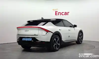 Kia EV6 2022 0.1 Автомат в Москве № 133641, миниатюра 4