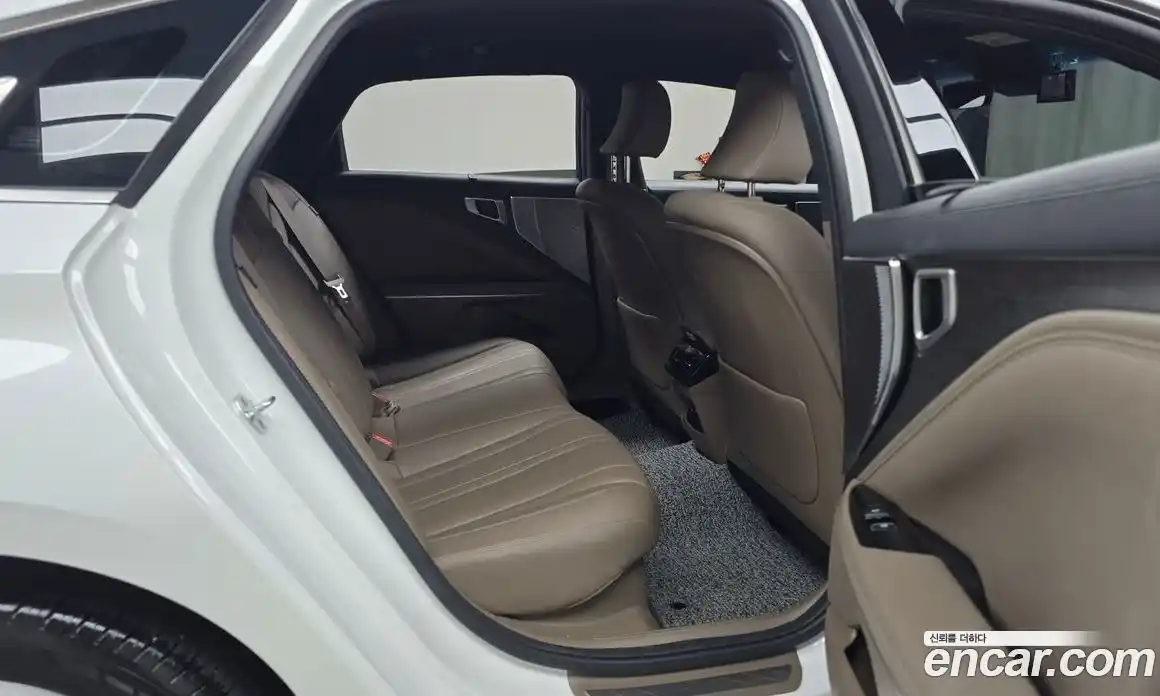 Kia K8 2023 1.6 Автомат в Москве № 134020, фото 17