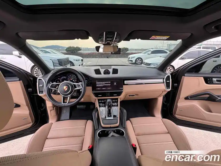 Porsche Cayenne 2023 3.0 Автомат в Москве № 134982, фото 19