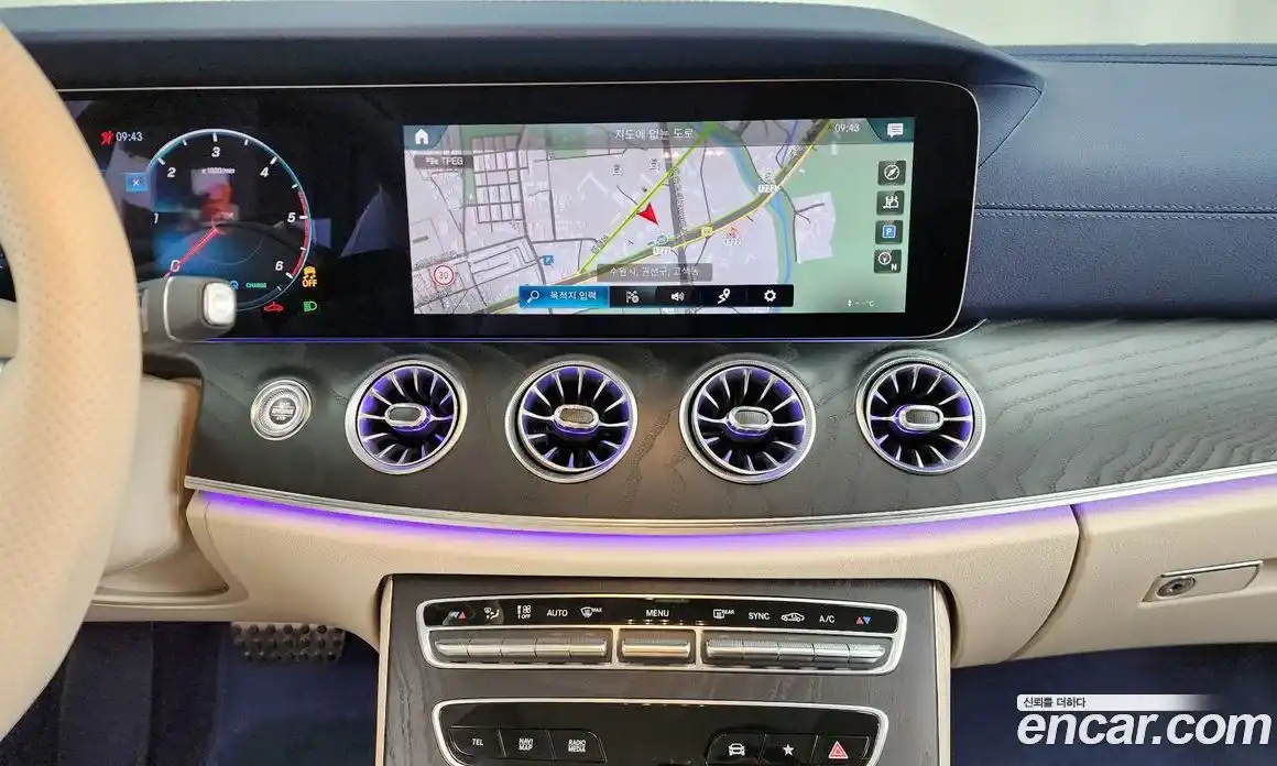 Mercedes-Benz E-Class 2023 2.0 Автомат в Москве № 137154, фото 18