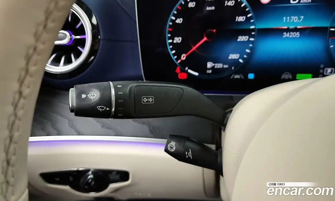 Mercedes-Benz E-Class 2023 2.0 Автомат в Москве № 137154, фото 20