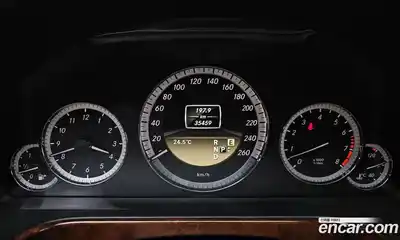 Mercedes-Benz E-Class 2012 3.5 Автомат в Москве № 137751, миниатюра 10