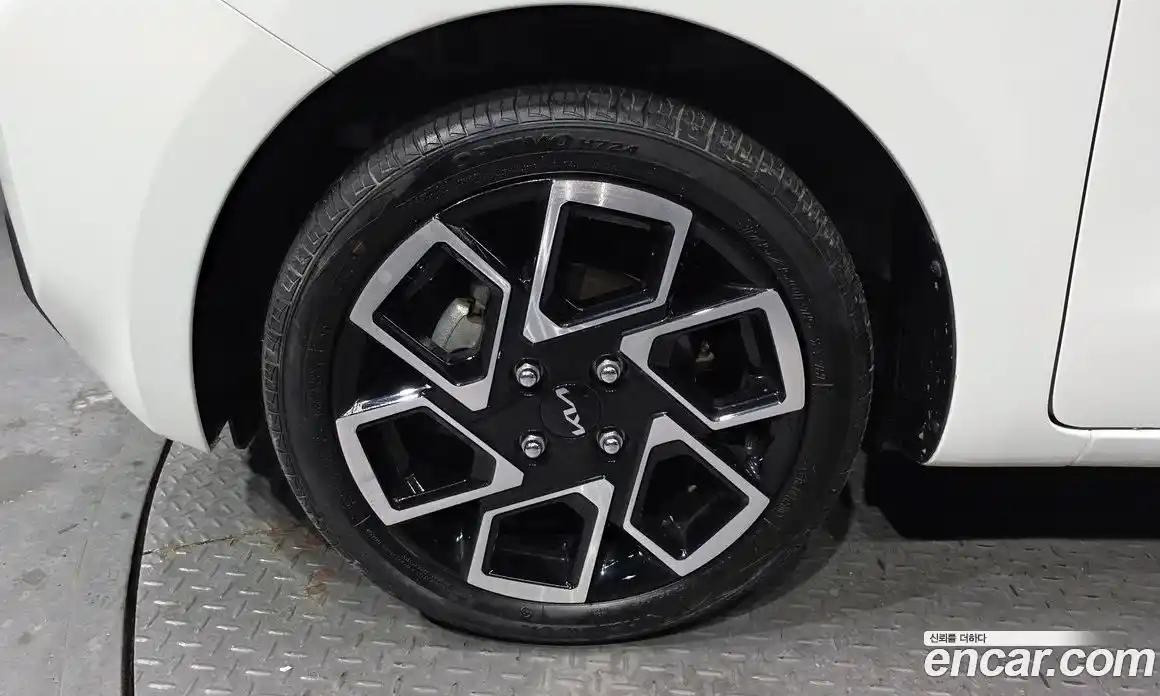 Kia Ray 2023 1.0 Автомат в Москве № 13875, фото 10