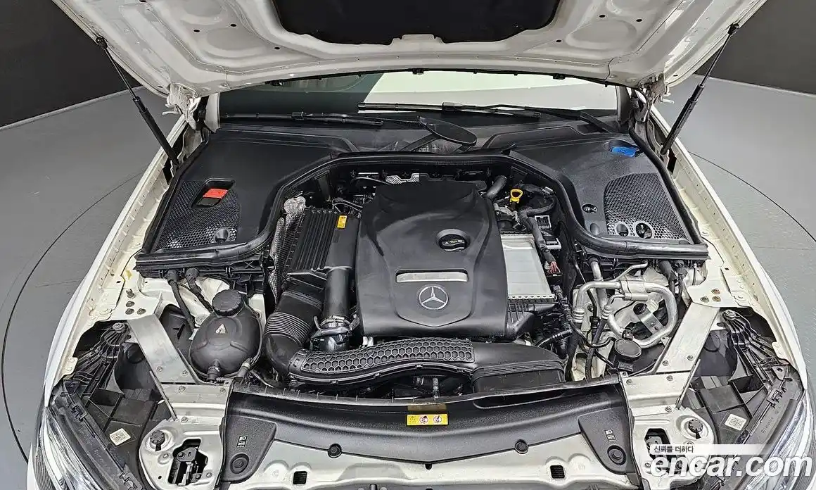 Mercedes-Benz E-Class 2020 2.0 Автомат в Москве № 140375, фото 6