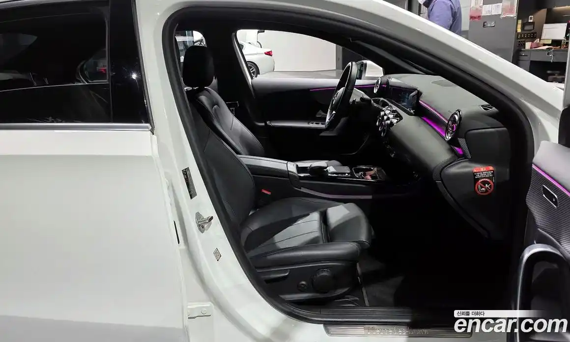 Mercedes-Benz A-Class 2021 1.9 Автомат в Москве № 142286, фото 8