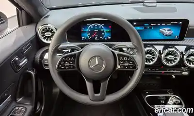 Mercedes-Benz A-Class 2020 2.0 Автомат в Москве № 142689, миниатюра 2