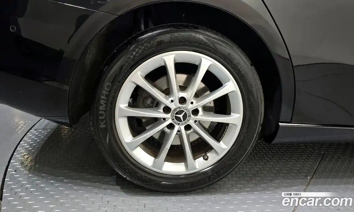 Mercedes-Benz A-Class 2020 2.0 Автомат в Москве № 142689, фото 9