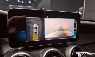 Mercedes-Benz C-Class 2021 2.0 Автомат в Москве № 142996, миниатюра 2