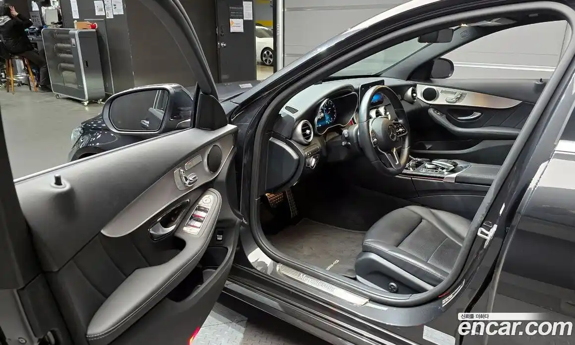 Mercedes-Benz C-Class 2021 2.0 Автомат в Москве № 142996, фото 4