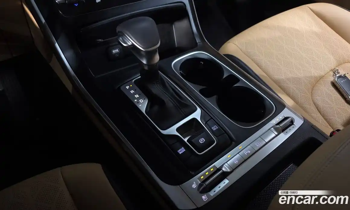 Kia Canival 2023 3.5 Автомат в Москве № 14369, фото 18